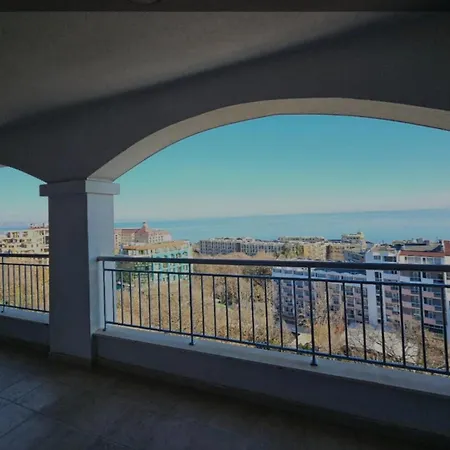 Sea Panorama غولدن ساندز