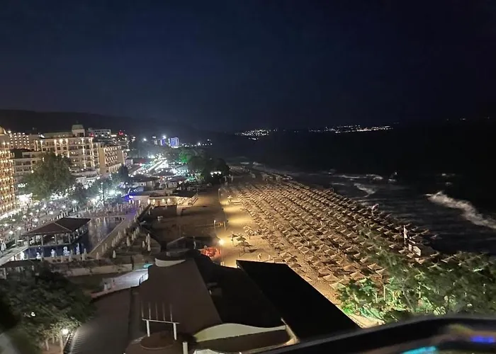 Sea Panorama * غولدن ساندز